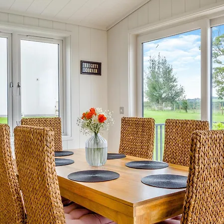 Whitehill - Uk47194 Kirkcambeck